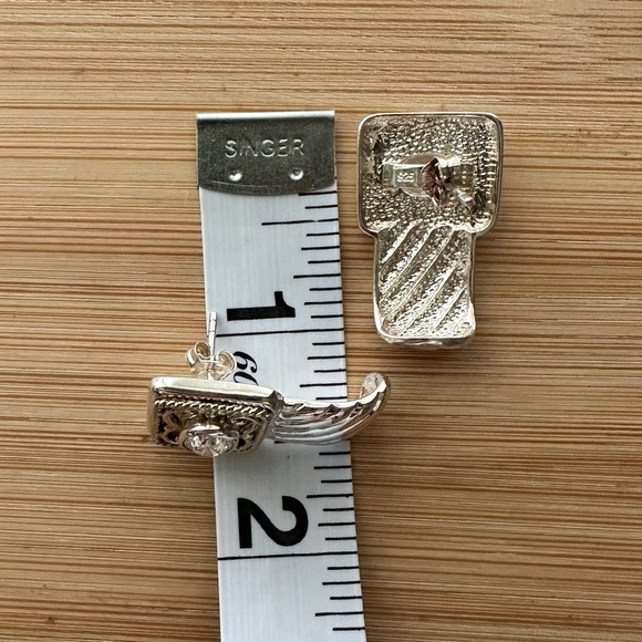 Vintage 925 Sterling Silver Earrings with 925 Backs - Picture 10 of 16